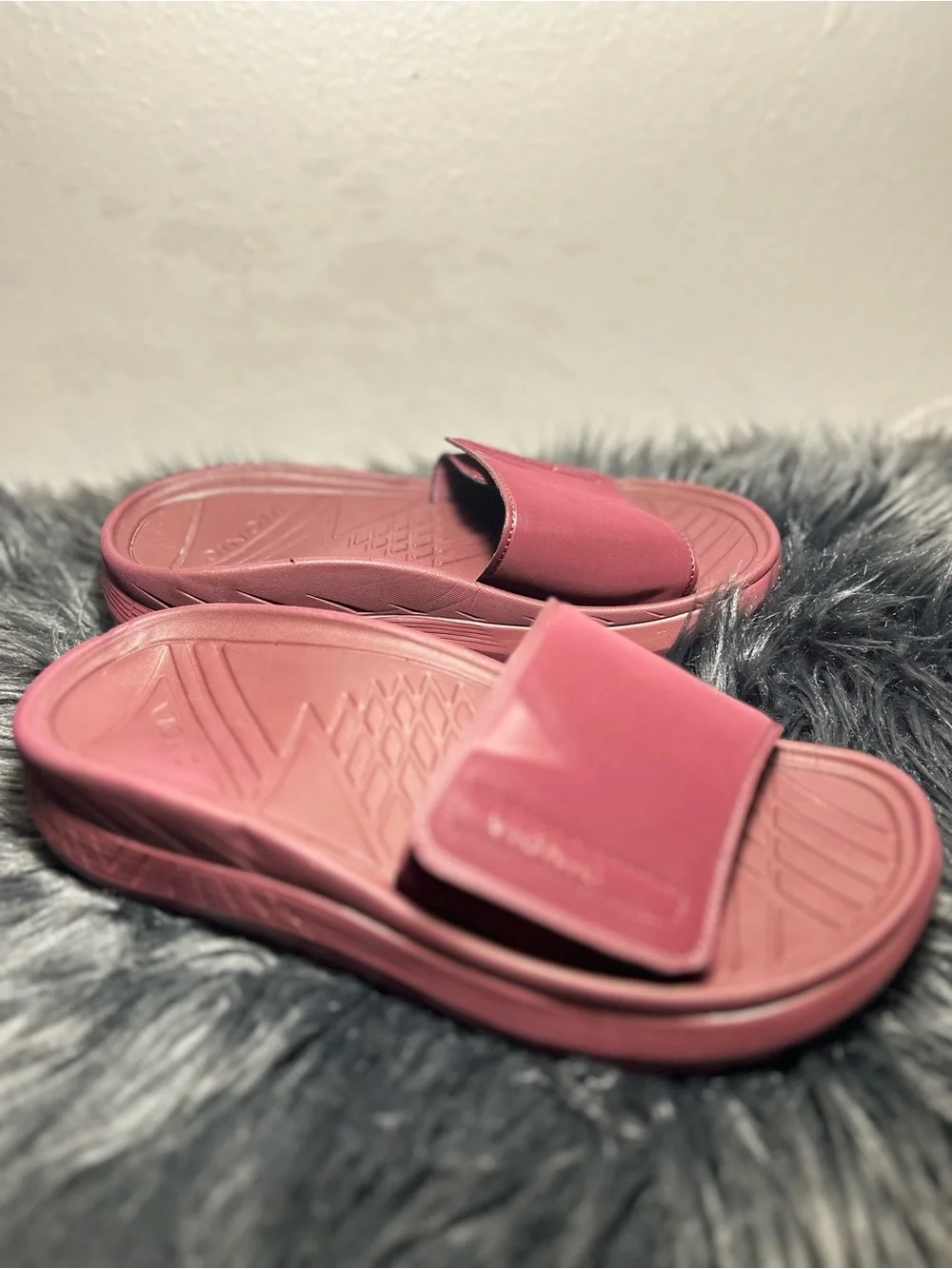 Vionic Women’s Rejuvenate Recovery Sandal - Port Wine Burgundy Slide Sandals Sz9 - Picture 8 of 10